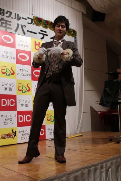 ^0649129AB7D88F2C3515711F436D45025541E1096B0F79C5D2^pimgpsh_fullsize_distr